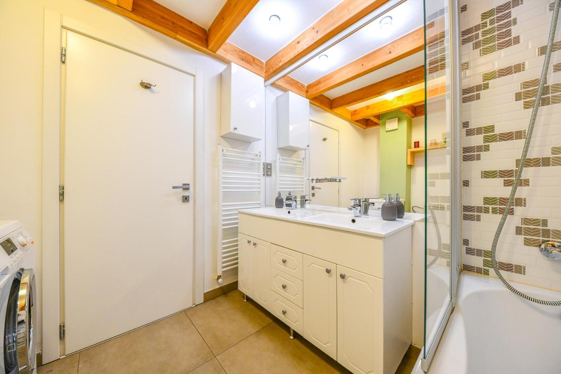 The Movie Apartment Cluj-Napoca Ngoại thất bức ảnh
